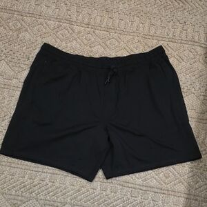 Under Armour Men's Black Athletic Shorts